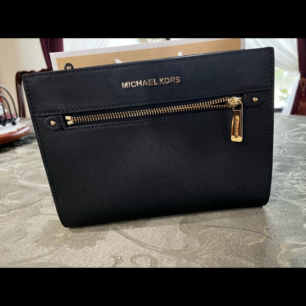 Michael Kors Black leather crossbody
